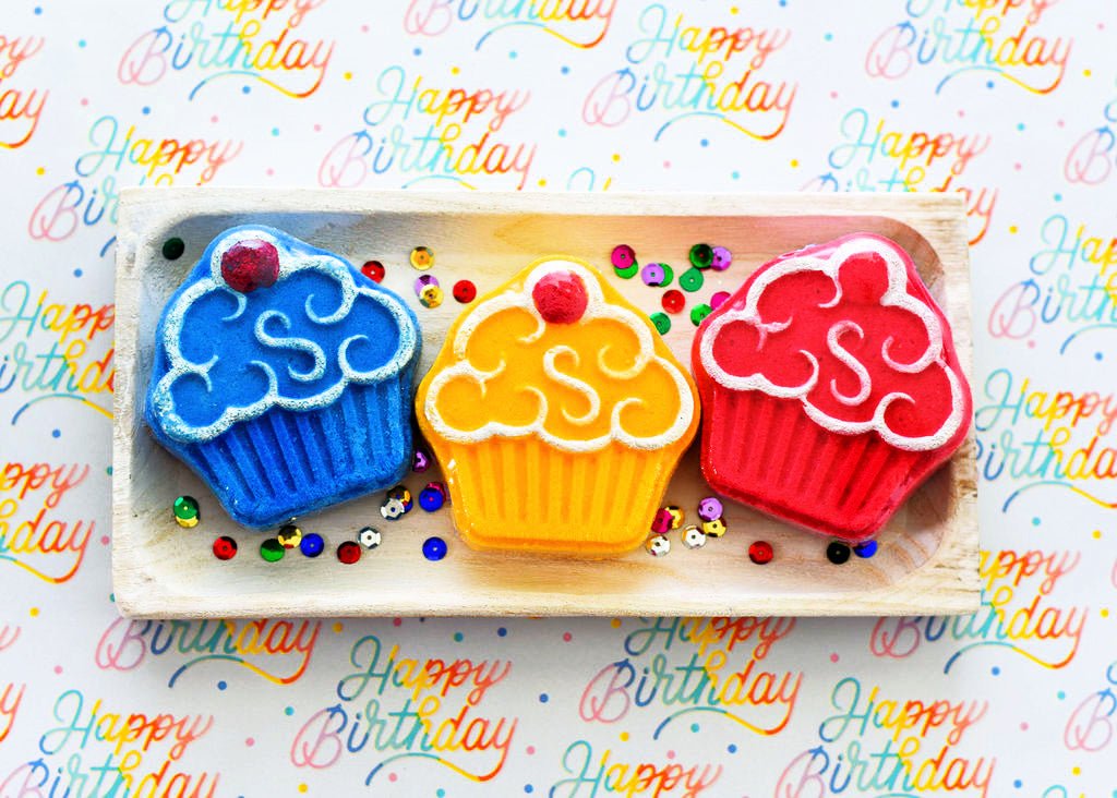 Celebrate Jumbo Cupcake Bath Bombs - Oily BlendsCelebrate Jumbo Cupcake Bath Bombs