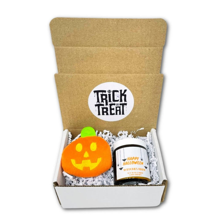 Halloween Gift Box with Candle and Plush - Oily BlendsHalloween Gift Box with Candle and Plush
