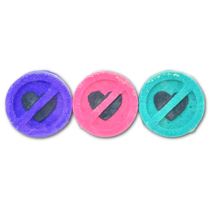 Valentines Day Anti-Love Bath Bombs - Oily BlendsValentines Day Anti-Love Bath Bombs